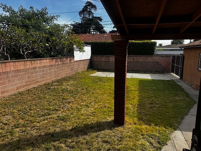 1st image of 9610 Rosecrans Ave