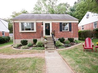 914 Olmstead Rd, Pikesville, MD 21208