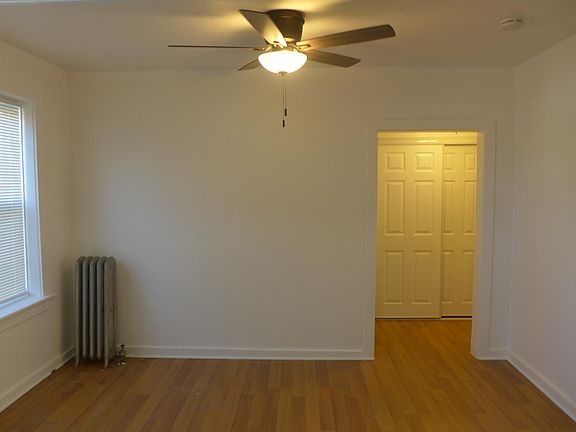 5th image of 2048 N Kostner Ave #50-3A