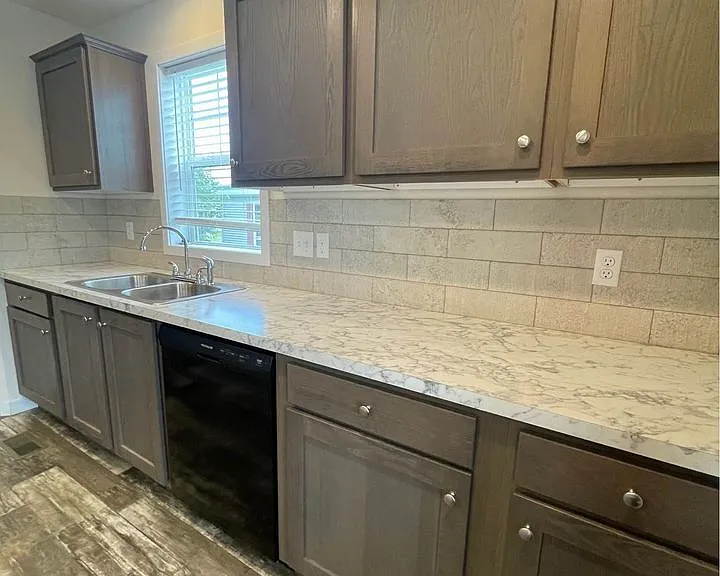Oakridge Estates — Photo 24