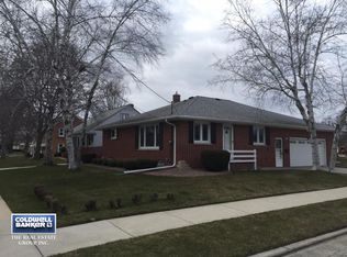 1306 N 12th St, Manitowoc, WI 54220