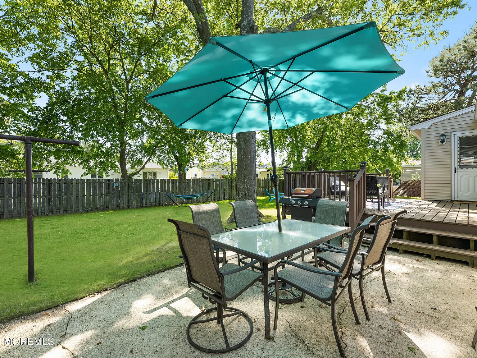 2 bed, 1096 sqft, $2,950 — Photo 2