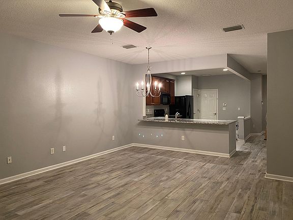 5th image of 13248 Stone Pond Dr