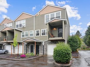 2768 SE 87th Ave APT D, Portland, OR 97266