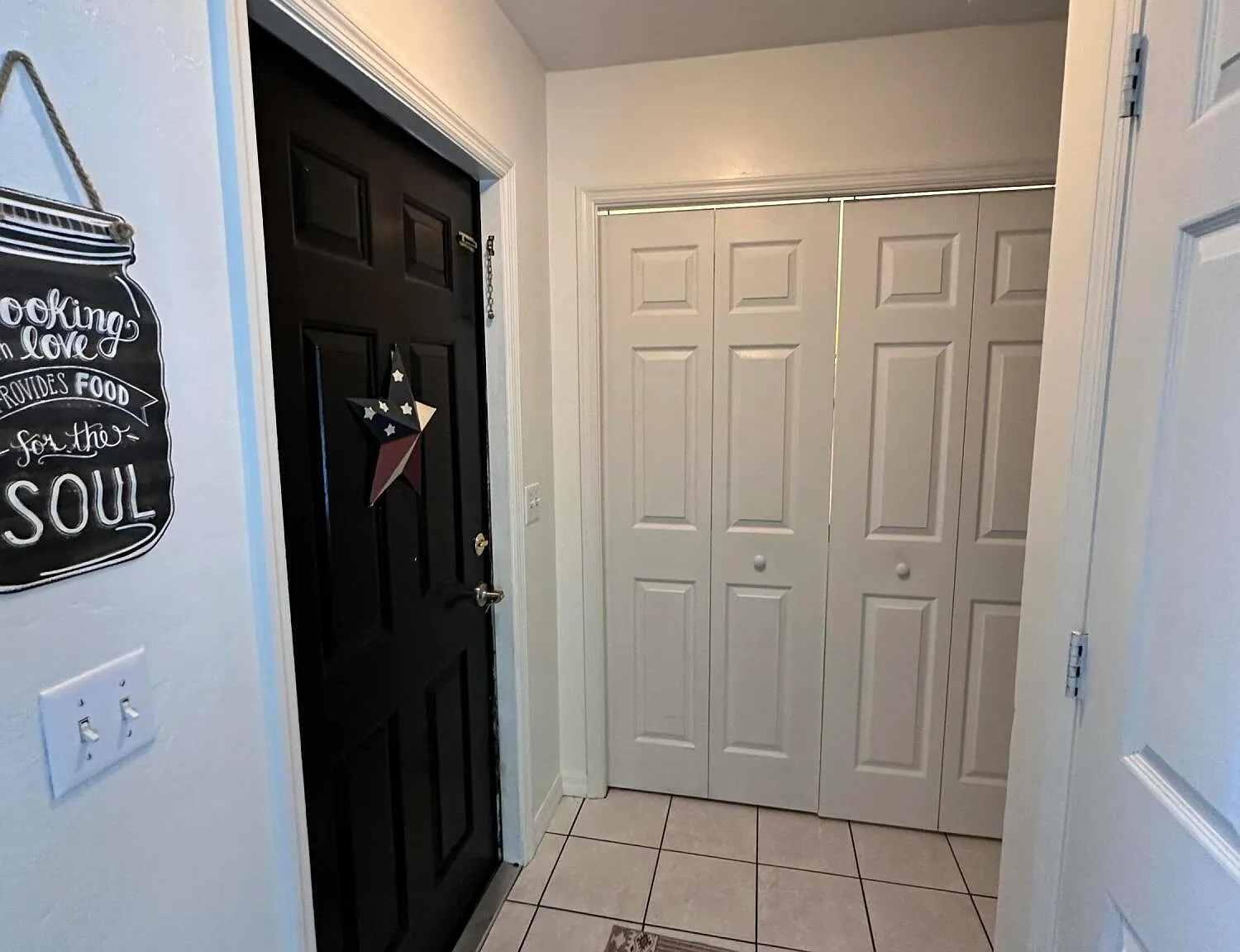 3 bed, 2.0 bath, 1653 sqft, $2,500 — Photo 4