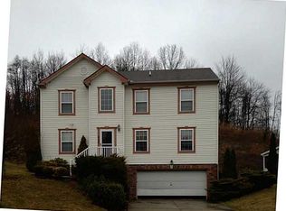 4059 Turnwood Ln, Coraopolis, PA