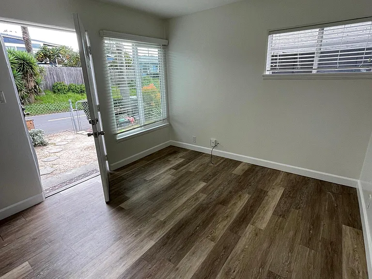 520 Palm Dr #520 — Photo 10