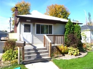 23319 Crossley Ave, Hazel Park, MI