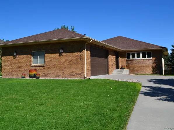 1344 Sunset Dr, Wheatland, WY 82201