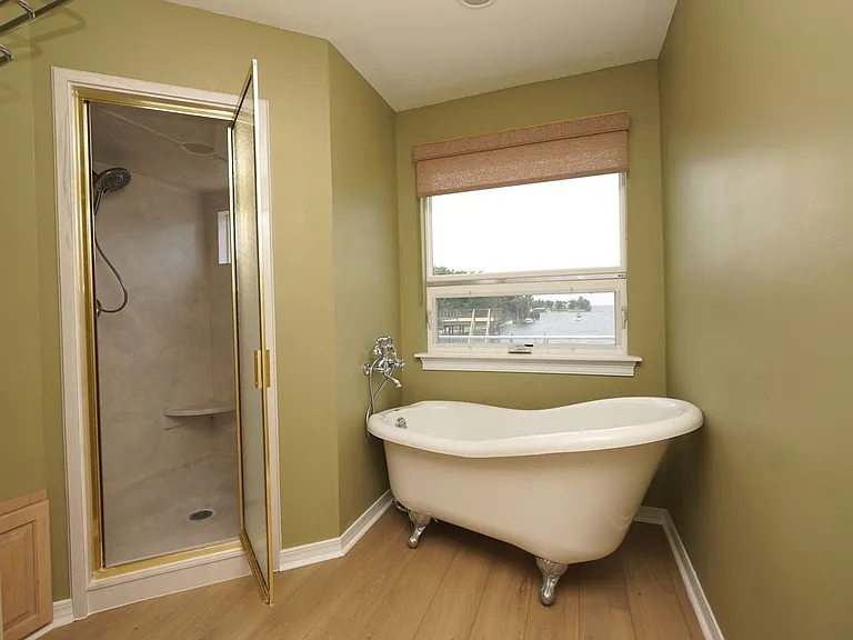 27 Old Ferry Rd — Photo 31