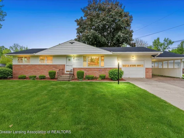 2801 Delta River Dr, Lansing, MI 48906