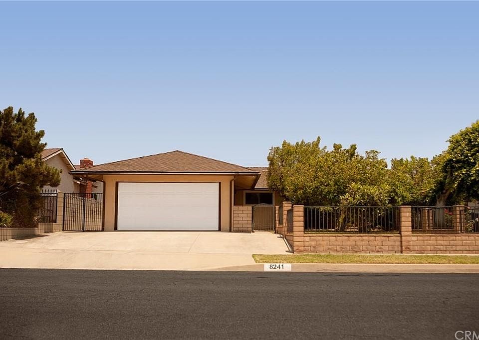 1st image of 8241 Lake Knoll Dr