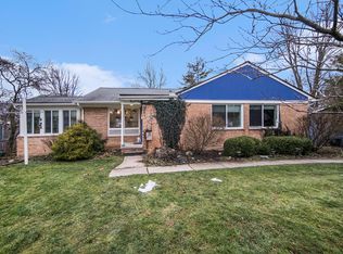 209 W Russell St, Saline, MI 48176