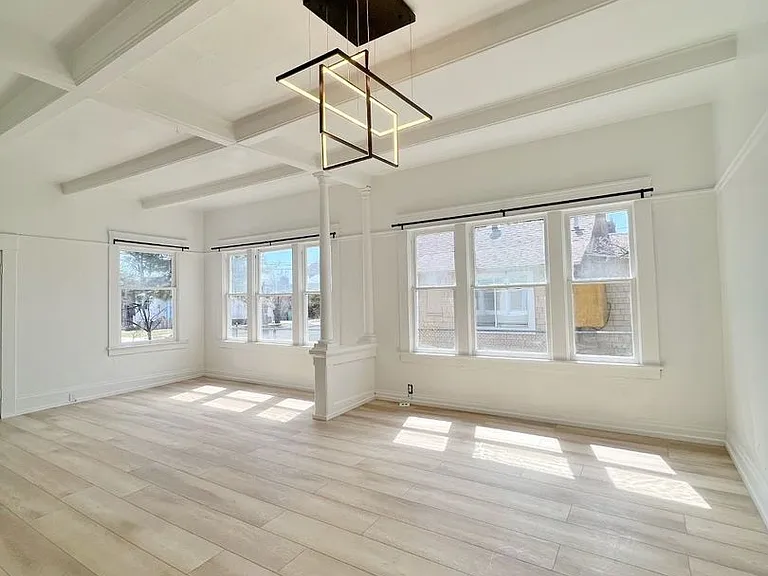 1101 Wheeler Ave — Photo 3