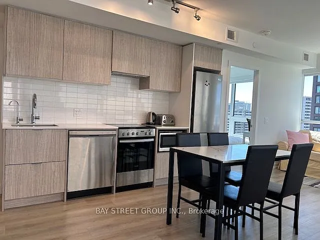 395 Bloor St E #1802 — Photo 6