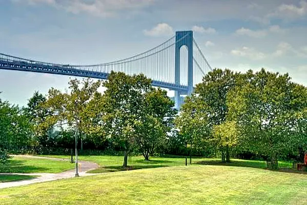 Sold by City Connections Realty | media 25