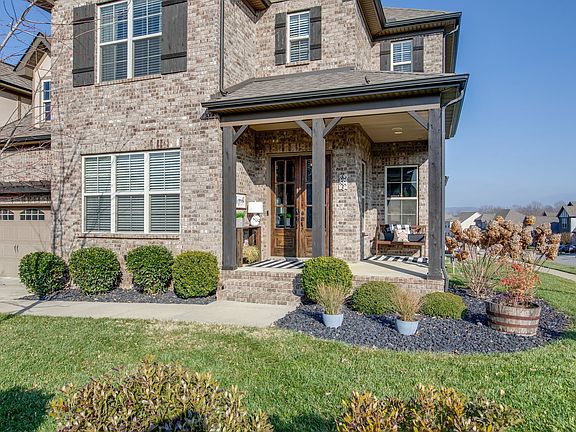 3rd image of 2686 Paddock Park Dr