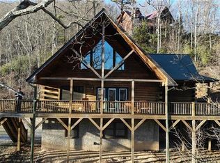 230 Stallion Rdg, Maggie Valley, NC 28751