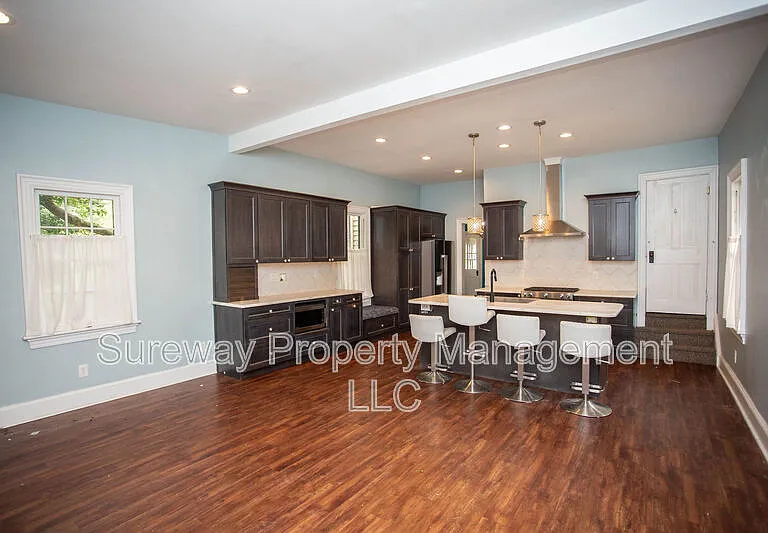 16 Union St — Photo 8