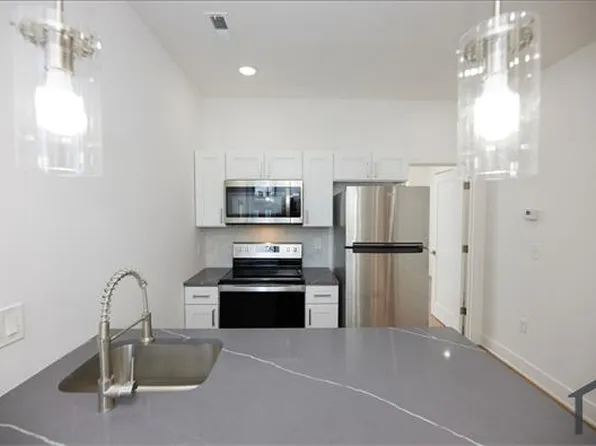 2517 N 34th St #2, Philadelphia, PA 19132