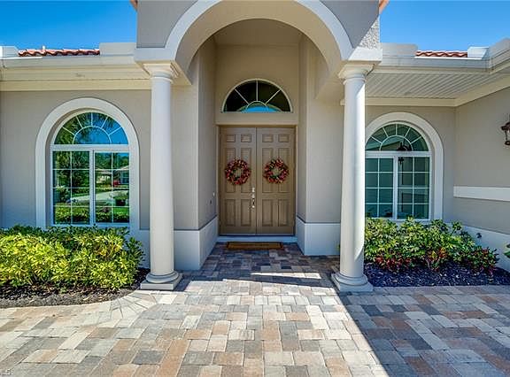 3rd image of 10172 Avonleigh Dr