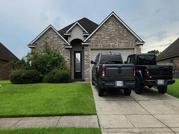 17593 Feather Ridge Dr, Prairieville, LA 70769