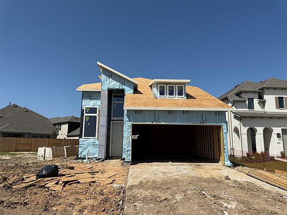 2nd image of 10327 Da Silva St