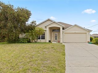 922 Champion Ave, Lehigh Acres, FL 33971