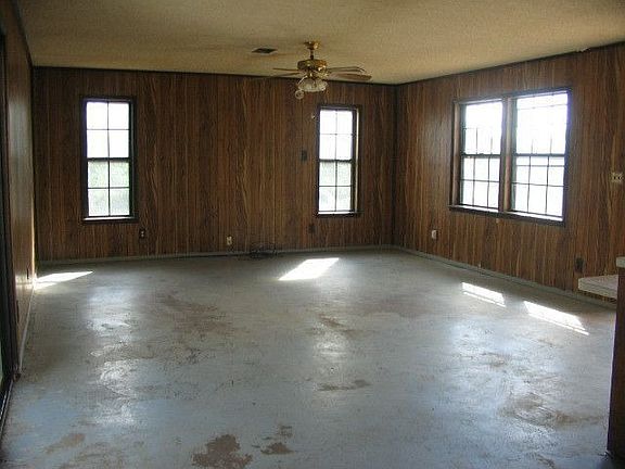 4th image of 104 Dove Cir
