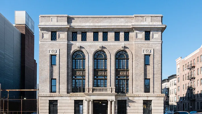 Rented by Nooklyn NYC LLC | media 15