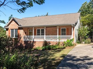 411 Huffman Rd, Blacksburg, SC 29702