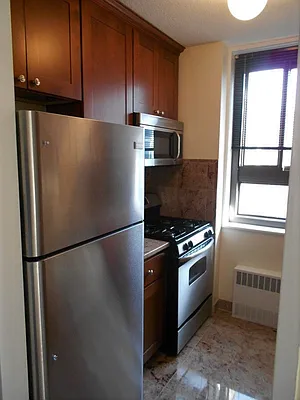 Rented by Realty Group International | media 6