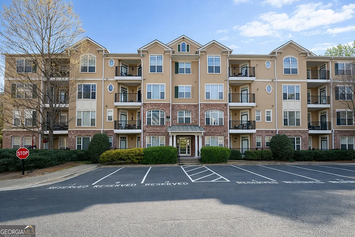 Building Photo - 4107 Stratford Cmns