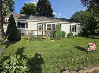 523 Filmore St, Newburgh, IN 47630
