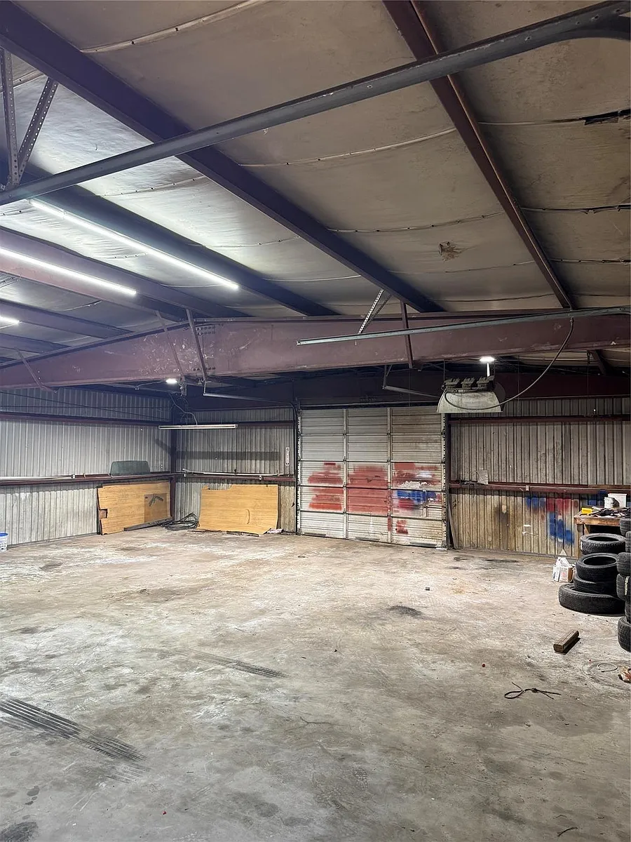 Building Photo - 516 Cedar Bayou Rd