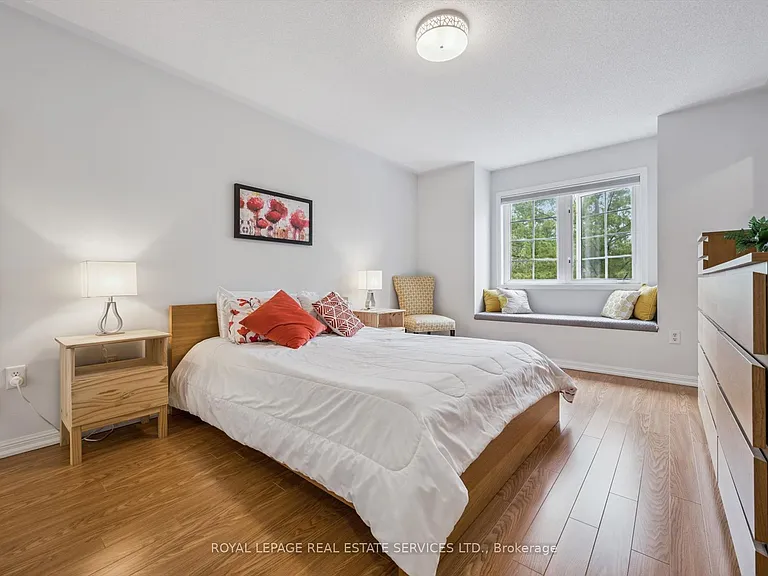 2485 Wooden Hill Cir — Photo 18
