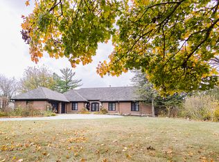 1620 Devonshire Ln, Lake Forest, IL 60045