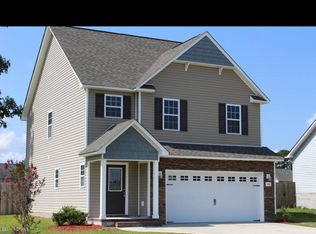 242 Rowland Dr, Richlands, NC 28574