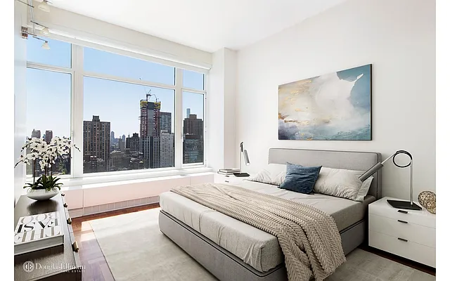 Rented by Douglas Elliman | media 19