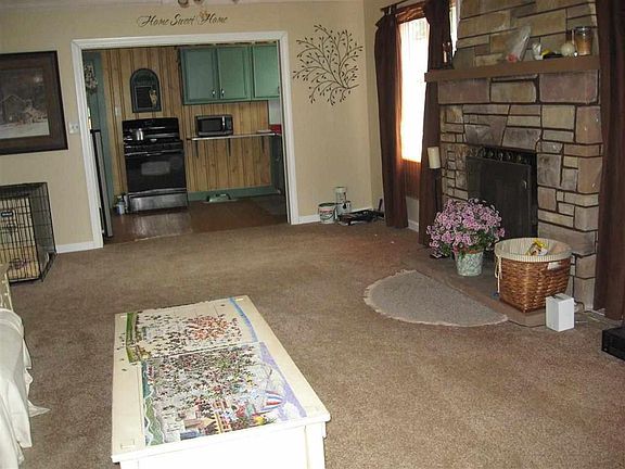 2nd image of 5048 E Woodland Dr