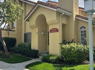 40 Abrazo Aisle #389, Irvine, CA 92614