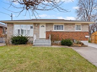 2 Anderson St, Saint Catharines, ON L2M5C9
