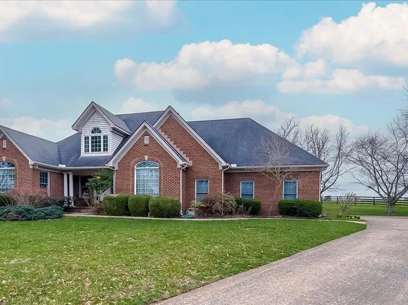 13 Olde Village Dr, Nicholasville, KY 40356