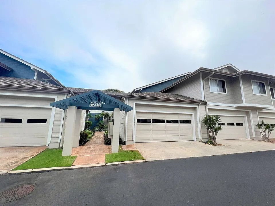 92-1487G Aliinui Dr #27