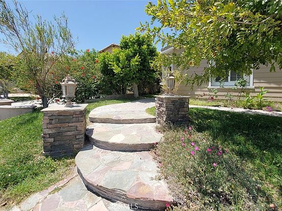 4th image of 3465 Sweetgrass Ave