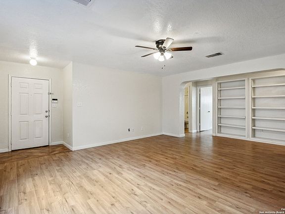 5th image of 9219 CENTRO GRANDE