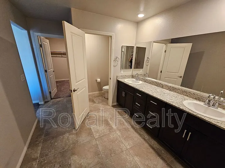 1171 Twincrest Ave #2 — Photo 5