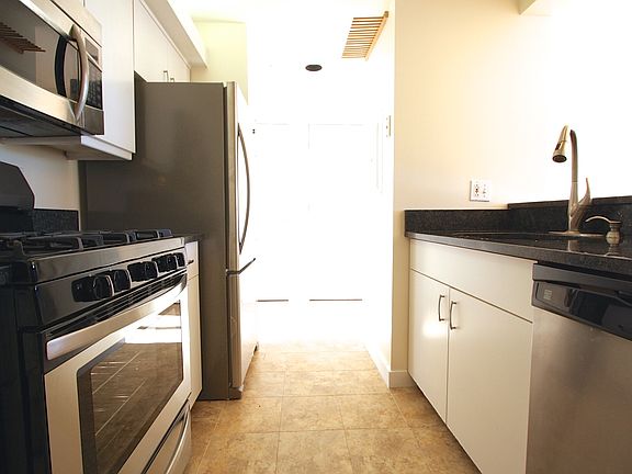 2015 renovated kitchen