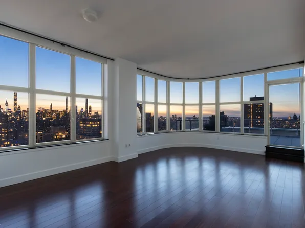 181 East 90th Street image 3 of 21