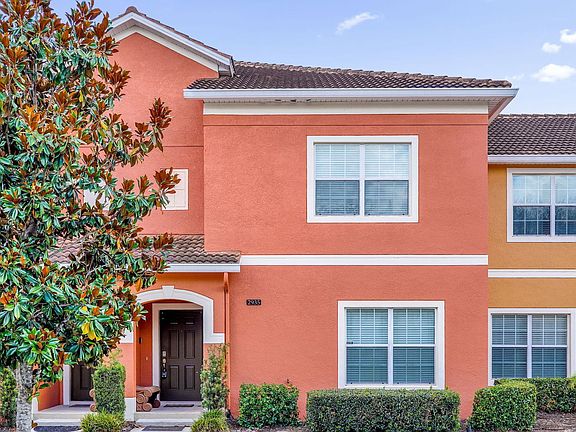 2nd image of 2935 Buccaneer Palm Rd
